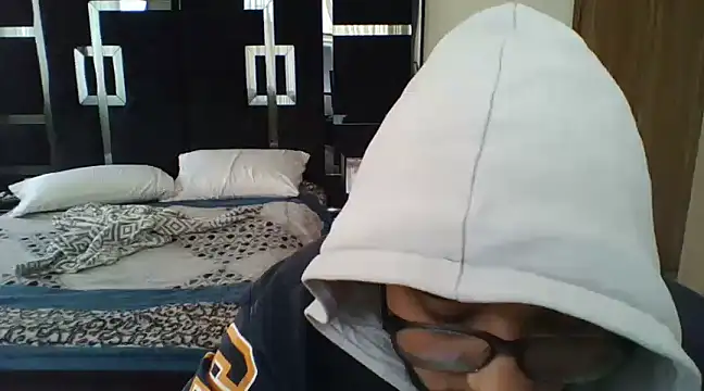 Nene1325 online show from 12.07.24