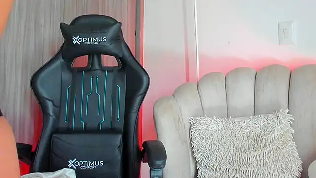 Tamaraa Serra online show from 10.02.25