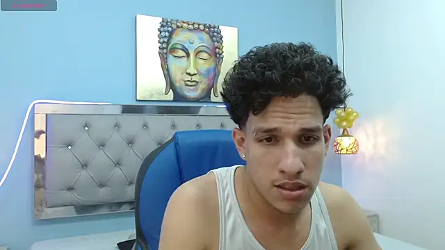 Snapshot of Jheidertwink chatting on 02.14.25 Jheidertwink online show from 02.14.25