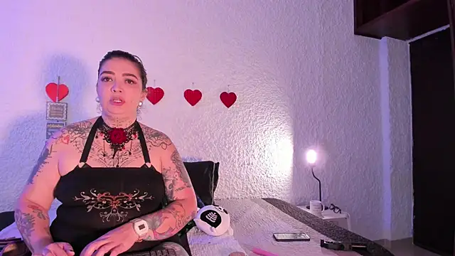 poisson ivy online show from 09.26.25