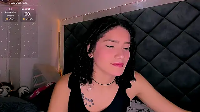 Nellyhills online show from 10.22.25