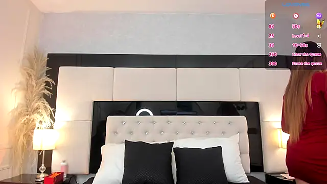 CarlaRossi  online show from 10.01.25