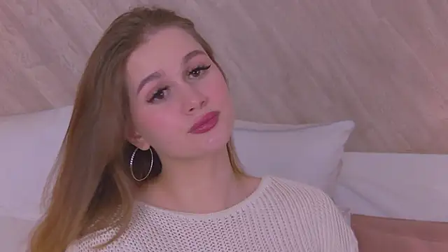 EllieHayes online show from 12.26.24