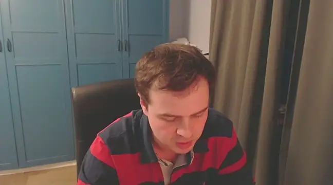 Snapshot of CuteMan33 chatting on 01.11.25 CuteMan33 online show from 01.11.25