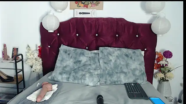 Snapshot of Astrid_Mller chatting on 05.19.26 Astrid Mller online show from 05.19.26