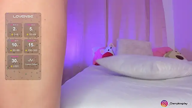 Snapshot of _cherrykingsley1 chatting on 12.13.24 cherrykingsley1 online show from 12.13.24