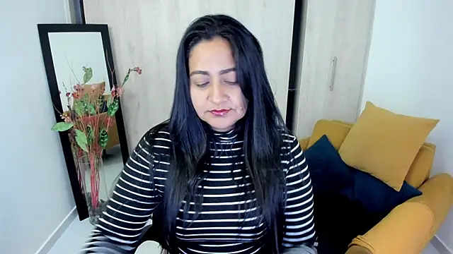 Adele Sweett online show from 05.08.26