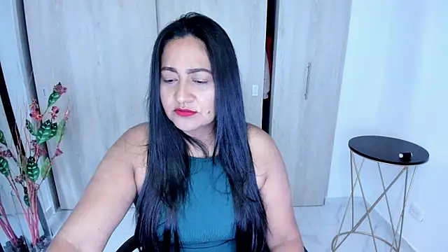 Adele Sweett online show from 05.15.26