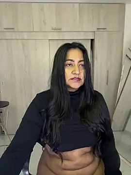 Snapshot of Adele_Sweett chatting on 06.22.26 Adele Sweett online show from 06.22.26