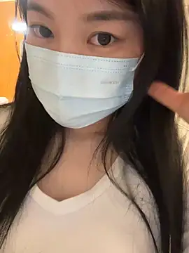 Snapshot of lululu-sweet chatting on 12.28.24 lululu-sweet online show from 12.28.24