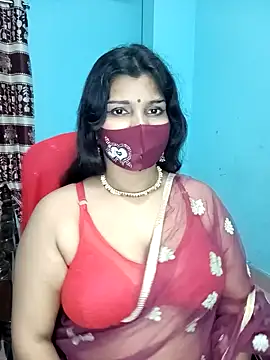 Snapshot of Hot-Angel_ chatting on 12.18.24 Hot-Angel online show from 12.18.24