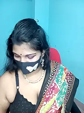 Snapshot of Hot-Angel_ chatting on 12.19.24 Hot-Angel online show from 12.19.24