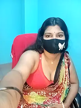 Snapshot of Hot-Angel_ chatting on 12.28.24 Hot-Angel online show from 12.28.24