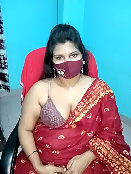 Snapshot of Hot-Angel_ chatting on 12.30.24 Hot-Angel online show from 12.30.24