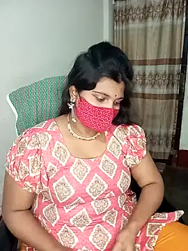 Snapshot of Hot-Angel_ chatting on 01.18.25 Hot-Angel online show from 01.18.25