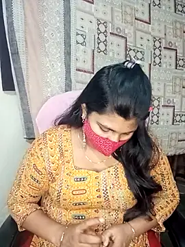 Snapshot of Hot-Angel_ chatting on 02.27.25 Hot-Angel online show from 02.27.25