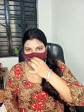 Snapshot of Hot-Angel_ chatting on 03.19.25 Hot-Angel online show from 03.19.25