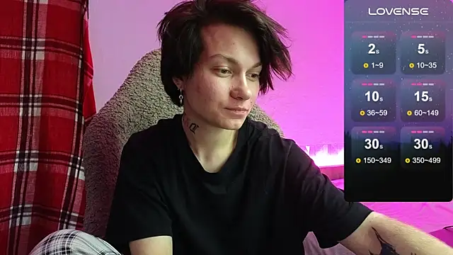 Snapshot of esajukyy chatting on 10.14.25 esajukyy online show from 10.14.25