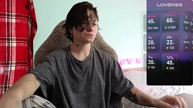 Snapshot of esajukyy chatting on 10.18.25 esajukyy online show from 10.18.25