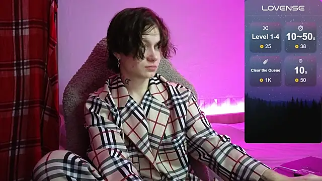 Snapshot of esajukyy chatting on 11.02.25 esajukyy online show from 11.02.25