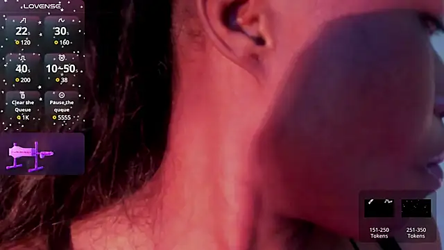 KamariaFyre online show from 01.14.25