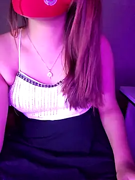 Snapshot of Olivia3 chatting on 02.07.25 Olivia3 online show from 02.07.25