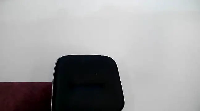 Snapshot of Olivia3 chatting on 03.19.25 Olivia3 online show from 03.19.25