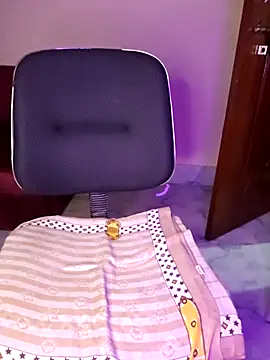 Olivia3 online show from 09.18.25