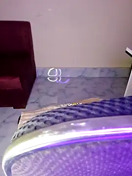 Olivia3 online show from 10.13.25