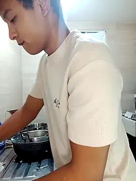 Black Diamon  online show from 02.19.25