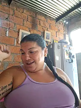chubby sexy big tits online show from 02.11.25