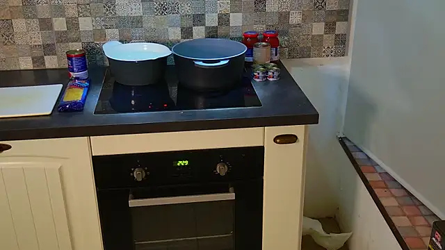 Aleniia10 online show from 02.05.26