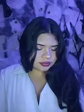 Snapshot of CANELA_9911 chatting on 11.02.25 CANELA 9911 online show from 11.02.25