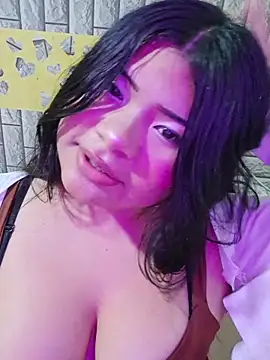 Snapshot of CANELA_9911 chatting on 02.04.26 CANELA 9911 online show from 02.04.26