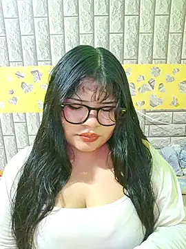 Snapshot of CANELA_9911 chatting on 02.25.26 CANELA 9911 online show from 02.25.26