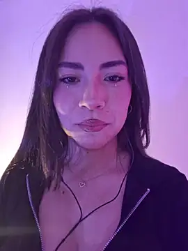 Snapshot of Melody_04 chatting on 11.07.25 Melody 04 online show from 11.07.25