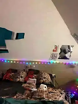 Snapshot of Neveah6 chatting on 01.05.25 Neveah6 online show from 01.05.25