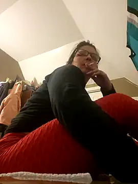 Snapshot of Neveah6 chatting on 01.24.25 Neveah6 online show from 01.24.25