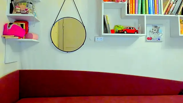 Snapshot of liya_gorgeous chatting on 10.21.25 liya gorgeous online show from 10.21.25