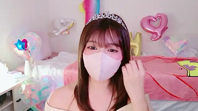 Runarunapi online show from 12.15.25