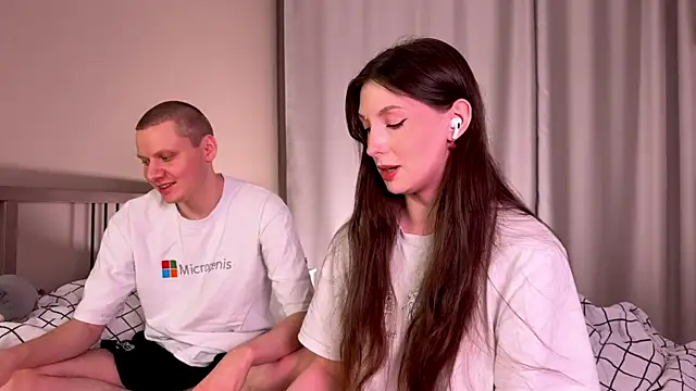 Snapshot of eternal_dream_ chatting on 12.10.24 eternal dream  online show from 12.10.24