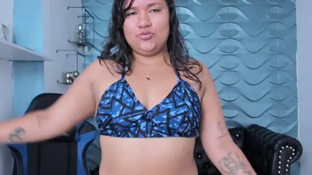 natasha adams22 online show from 01.26.25