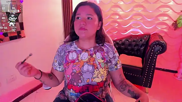 natasha adams22 online show from 10.30.25