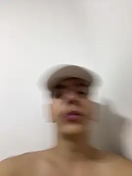 Flynn Riider online show from 02.25.25