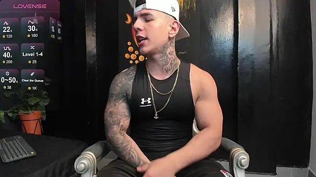 Flynn Riider online show from 03.05.26