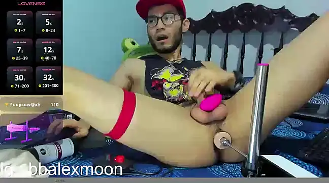 Snapshot of alexdesire chatting on 12.18.24 alexdesire online show from 12.18.24