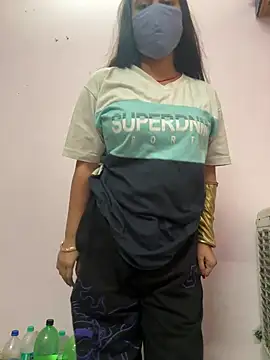 Snapshot of nehas chatting on 03.18.25 nehas online show from 03.18.25