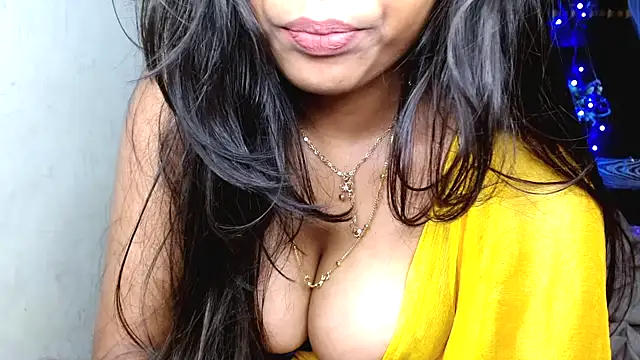 hinaa khan online show from 02.08.26