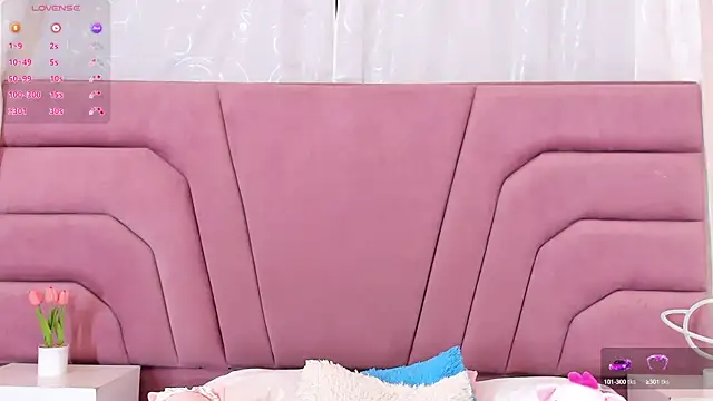 Snapshot of zoewillian chatting on 01.20.25 zoewillian online show from 01.20.25