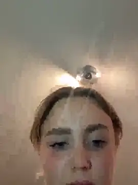 Snapshot of CherryEmmy chatting on 10.09.25 CherryEmmy online show from 10.09.25